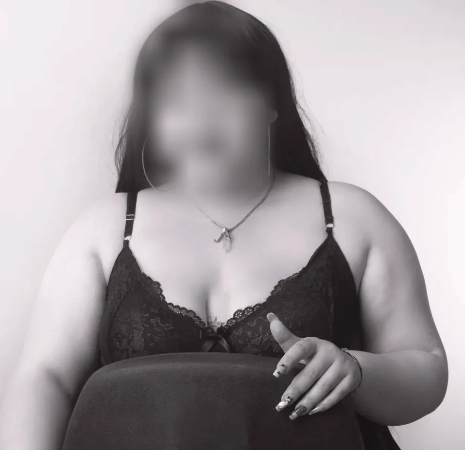 Maja, 26
