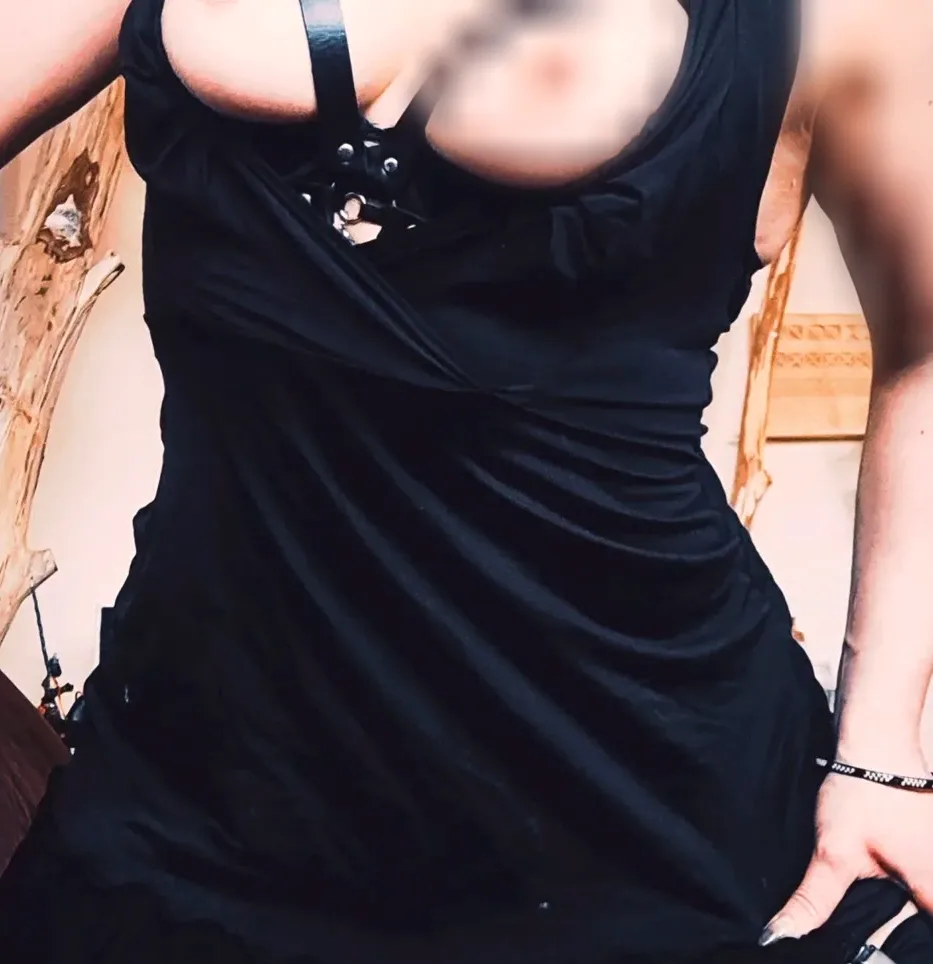 Selina, 36