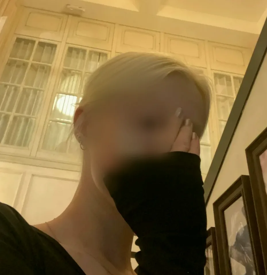 Yvonne, 24